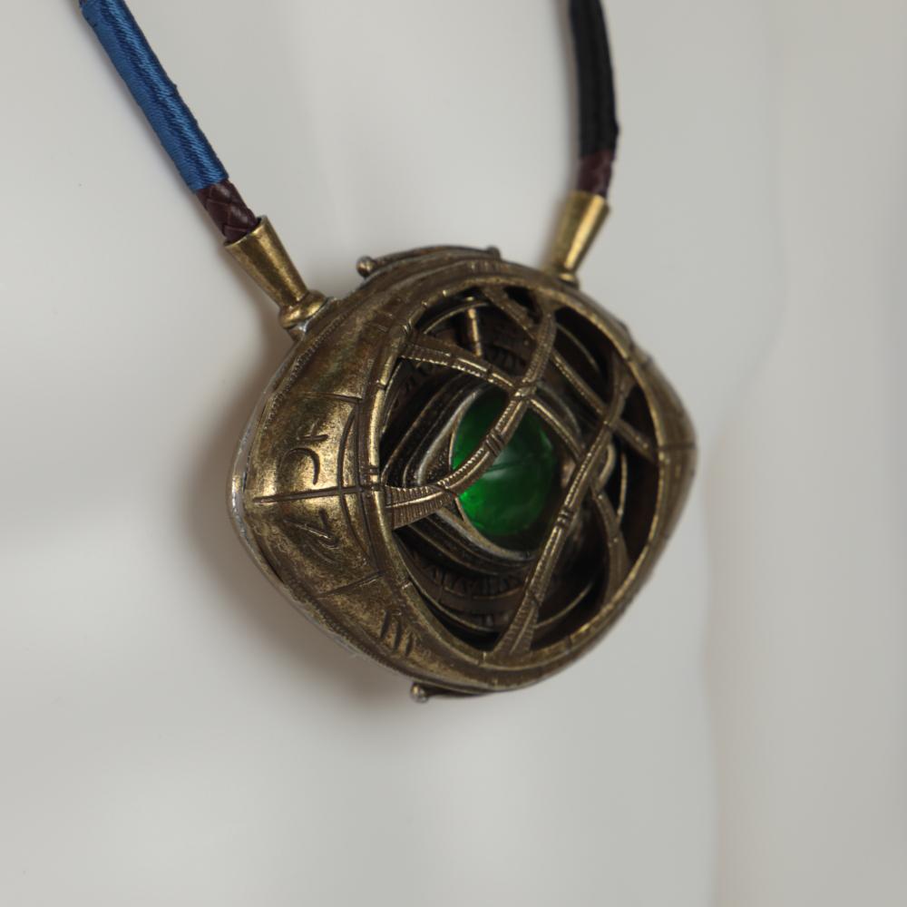 Doctor Strange Necklace Steve Eye of Agamotto Necklace Eyes Led Light Cosplay Doctor Strange Prop